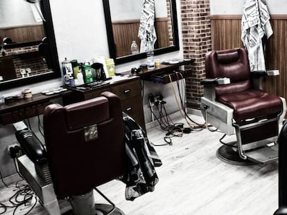 Barberia Krispy Cuts al barri del Born.