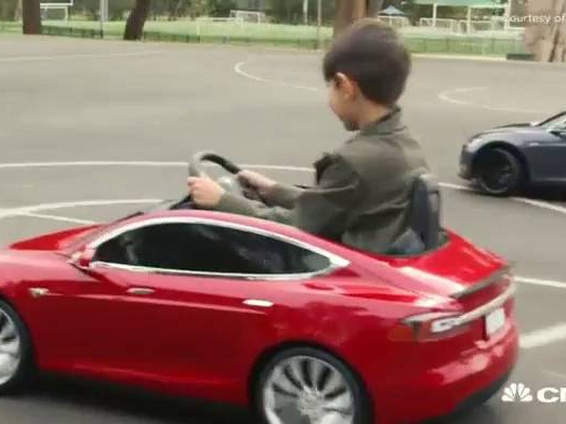 Tesla saca un modelo su coche para niños de hasta 8 años Economía | PAÍS