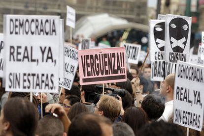 Democracia Real Ya plantea una auditoría independiente de la deuda de las instituciones públicas en España.