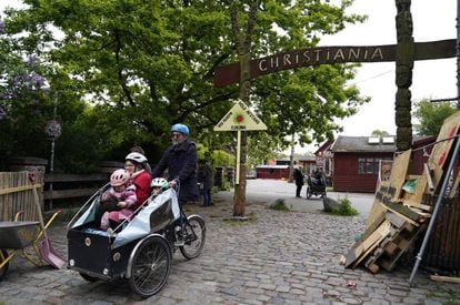 Entrada a la comuna de Christiania en Copenhague, Dinamarca.