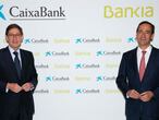 (I-D) El presidente de Bankia, que será presidente ejecutivo de la nueva entidad tras la fusión con Caixabank, José Ignacio Goirigolzarri, y del consejero delegado de CaixaBank y que será consejero delegado del nuevo banco, Gonzalo Gortázar.
DAVID CAMPOS/BANKIA
  (Foto de ARCHIVO)
18/09/2020