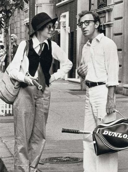 Diane Keaton junto a Woody Allen en 'Annie Hall', por la que recibió el Oscar.