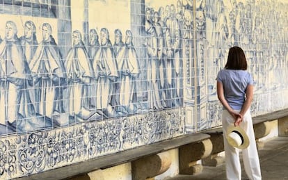 Azulejos en el claustro de la catedral de Viseu, al norte de Portugal. 