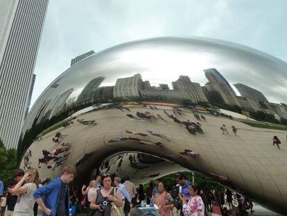 The Bean, una de las esculturas m&aacute;s populares de Chicago.