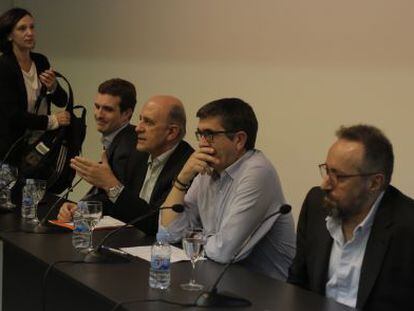 Carolina Bescansa, Pablo Casado, Patxi L&oacute;pez y Juan Carlos Girauta, antes del debate. 