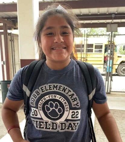 Annabelle Guadalupe Rodríguez, 10 anos. "Basta ver os sobrenomes", disse o presidente mexicano sobre as vítimas, para mostrar que muitos são seus compatriotas. O presidente expressou palavras emocionais de consolo.