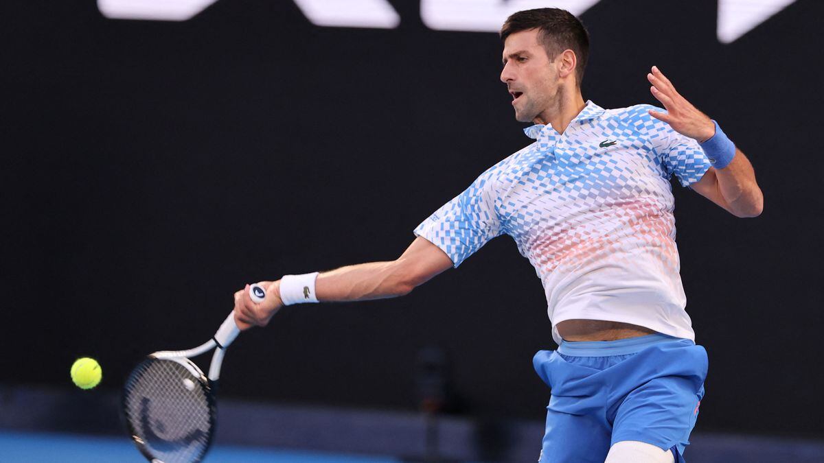 El padre de Djokovic no asistirá a la semifinal del Open de Australia tras  su posado con aficionados rusos | Deportes | EL PAÍS