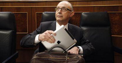 Cristóbal Montoro, ministro de Hacienda.