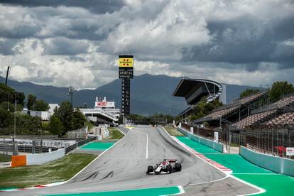 Pruebas del Gran Premio de Fórmula 1 en el circuito de Montmeló, este martes.