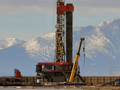 Un pozo de 'fracking', en Loveland (Colorado, EE UU), en una imagen de archivo.