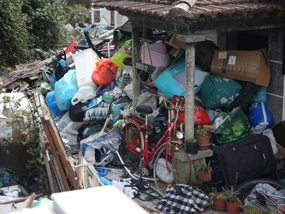 Vivienda de José Ángel en la zona de Alcabre (Vigo), donde fue rescatado su cadáver hace más de una semana.