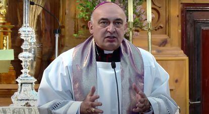 Enrique Benavent, arzobispo electo de Valencia, este viernes, en su primera jornada en su nueva archidiócesis.