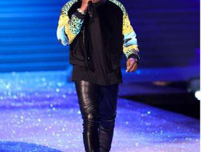 Kanye West, en una actuaci&oacute;n en un desfile de Victoria&#039;s Secret en Nueva York.