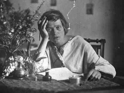 Emmy Hennings, en una fotografía fechada entre 1917 y 1919.
