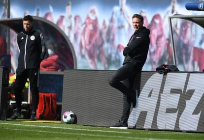 Nagelsmann dirige al Leipzig contra el Stuttgart.