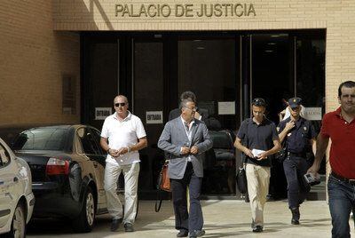 Enrique Ortiz, en julio, a la salida de los juzgados de Orihuela.