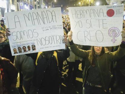 Una protesta contra la violencia machista. en Barcelona.