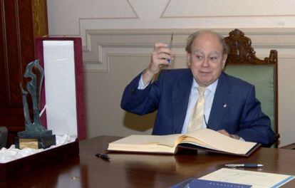 Jordi PUjol, en enero de 2006, al recibir el premio de Castelldefels. 