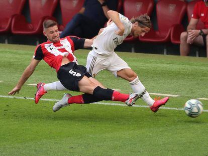 Yeray y Luka Modric, durante el partido.