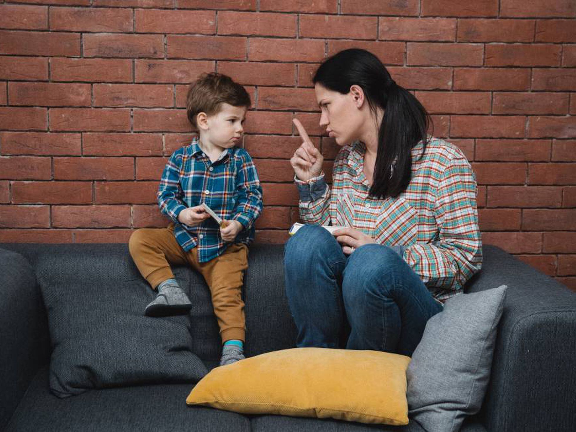 Diez frases prohibidas cuando eduques a tu hijo | Mamas & Papas | EL PAÍS