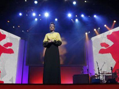 La presentadora alemana Anke Engelke en la inauguraci&oacute;n de la Berlinale