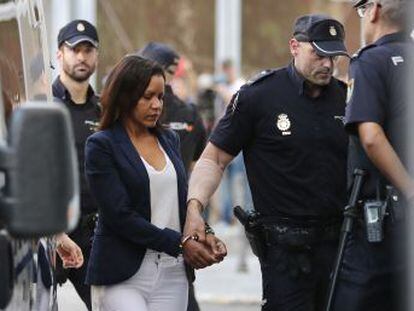 Un jurado popular juzga desde este lunes a Ana Julia Quezada, que enfrenta la prisión permanente revisable como asesina confesa del hijo de su pareja
