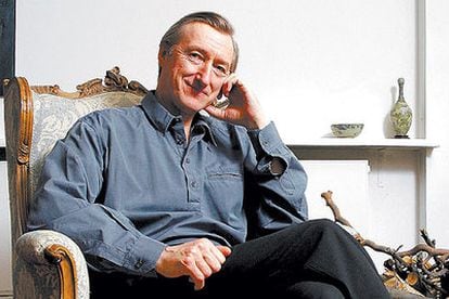 Julian Barnes (Leicester, 1946) es autor de novelas como 'El loro de Flaubert', 'Hablando del asunto' e 'Inglaterra, Inglaterra'.