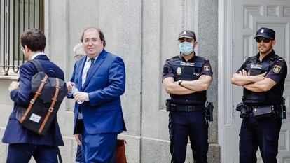 El diputado del PP Alberto Casero tras declarar en el Tribunal Supremo, el 20 de junio de 2022, en Madrid.