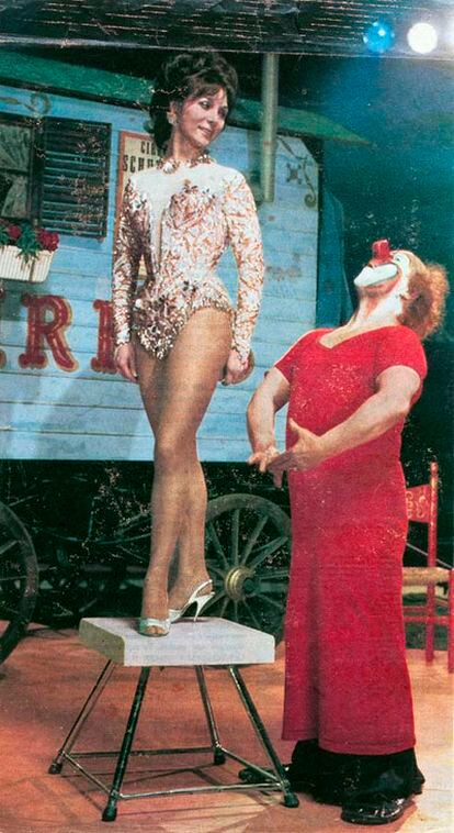 Paulina Schumann y Charlie Rivel en el circo Schumann (1967).