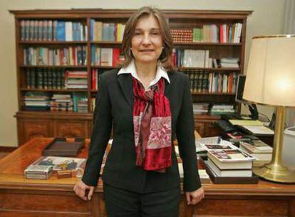 Cecilia María Vélez.