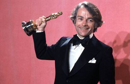 John C. Avildsen, con el Oscar en 1977.