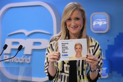 Cristina Cifuentes, candidata del PP a la presidencia de la Comunidad de Madrid en las elecciones autonómicas del 24-M, presenta su programa electoral en la sede del partido en la calle Génova, el 8 de mayo de 2015.