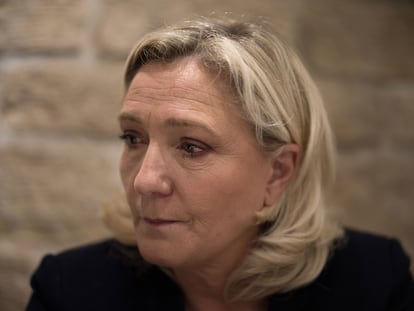 Marine Le Pen, líder del Reagrupamiento Nacional, durante la entrevista en París, el martes.