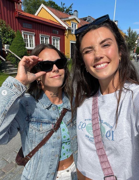 Mapi León e Ingrid Engen, en una imagen del Instagram de la noruega.
