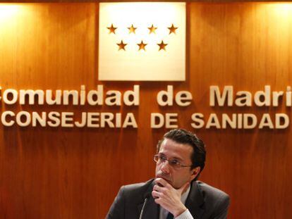 El consejero de Sanidad, Javier Fernández-Lasquetty, durante la rueda de prensa.