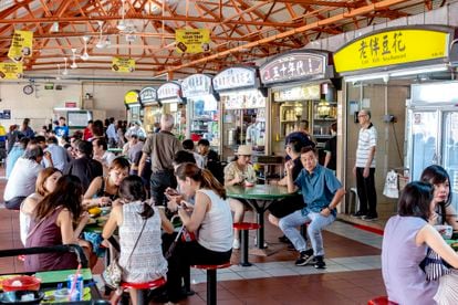 El mercado de comida callejera de Chinatown (335 Smith Street) es el más grande todos y se puede comer a un precio asequible.