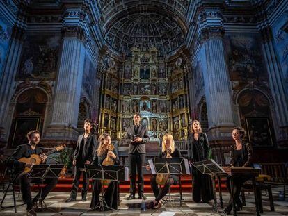 El Sollazzo Ensemble durante su actuación en la iglesia del monasterio de San Jerónimo.
