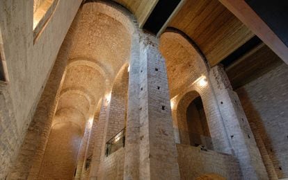 Interior del monestir de Sant Llorenç, prop de Bagà, una vegada restaurat.