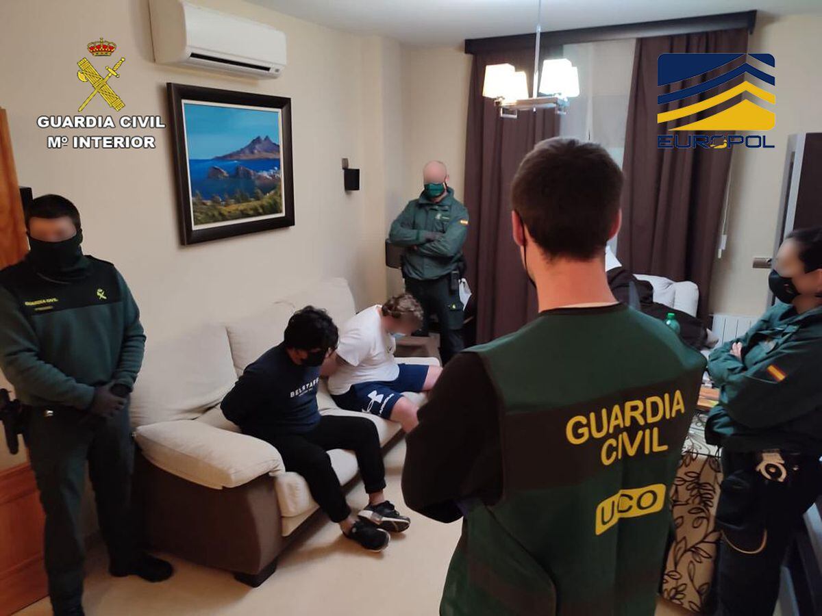 Cual es el numero de la guardia civil