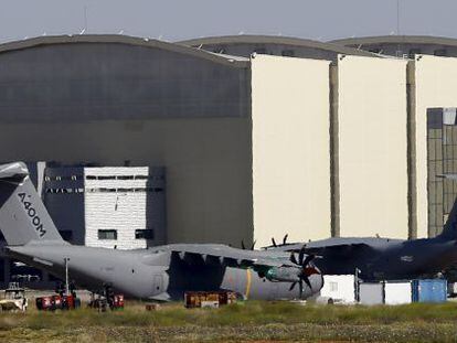 Avi&oacute;n A400M.