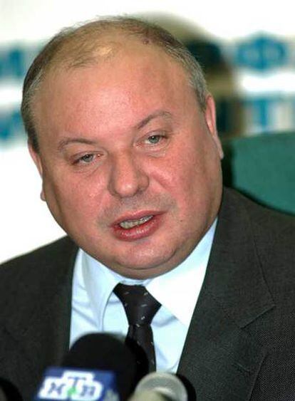 Gaidar, uno de los líderes de un partido liberal en la oposición, sirvió brevemente como primer ministro en la década de los 90, bajo el mando de Boris Yeltsin.