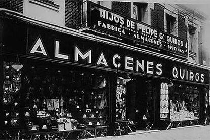 Tienda de los Almacenes Quirós, origen de la actual Cortefiel, en la calle de Luchana, en Madrid.