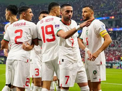 La estrella marroquí, Hakim Ziyech celebra su gol frente a Canadá en la última jornada de la fase de grupos.