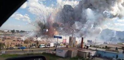 L'explosió del mercat de pirotècnia de Tultepec.