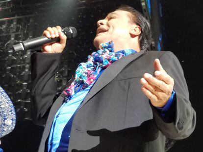 Presentación de Juan Gabriel en el Forum de Inglewood, California, este viernes 26 de agosto, como parte de la gira "MeXXIco es todo".