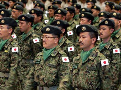 Soldados japoneses durante una ceremonia militar el pasado mes de junio en Tokio.