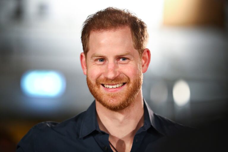 Enrique de Inglaterra, en un encuentro Jon Bon Jovi en Londres, en febrero de 2020.