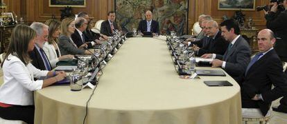 El rey Juan Carlos en el Consejo de Ministros