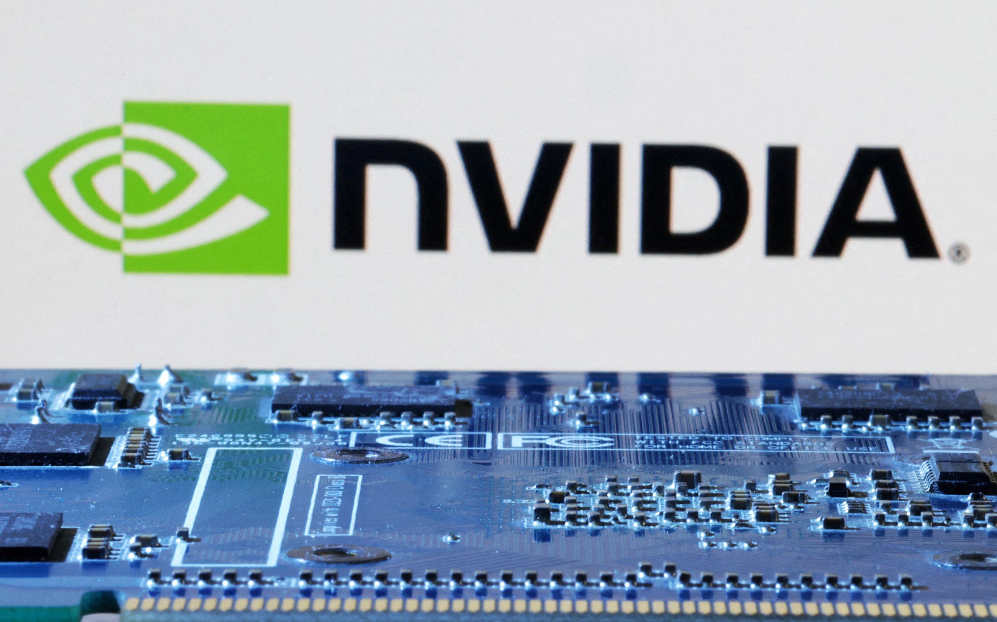 Nvidia se dispara a máximos tras los resultados y supera los 2,5 billones de dólares de valor en Bolsa