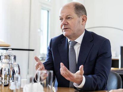 El ministro de Finanzas alemán, Olaf Scholz, durante la entrevista con este diario en su despacho en Berlín.